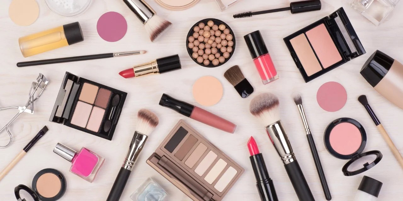 Türkiye'de de satışı yapılıyordu: Ünlü kozmetik firması iflas ediyor