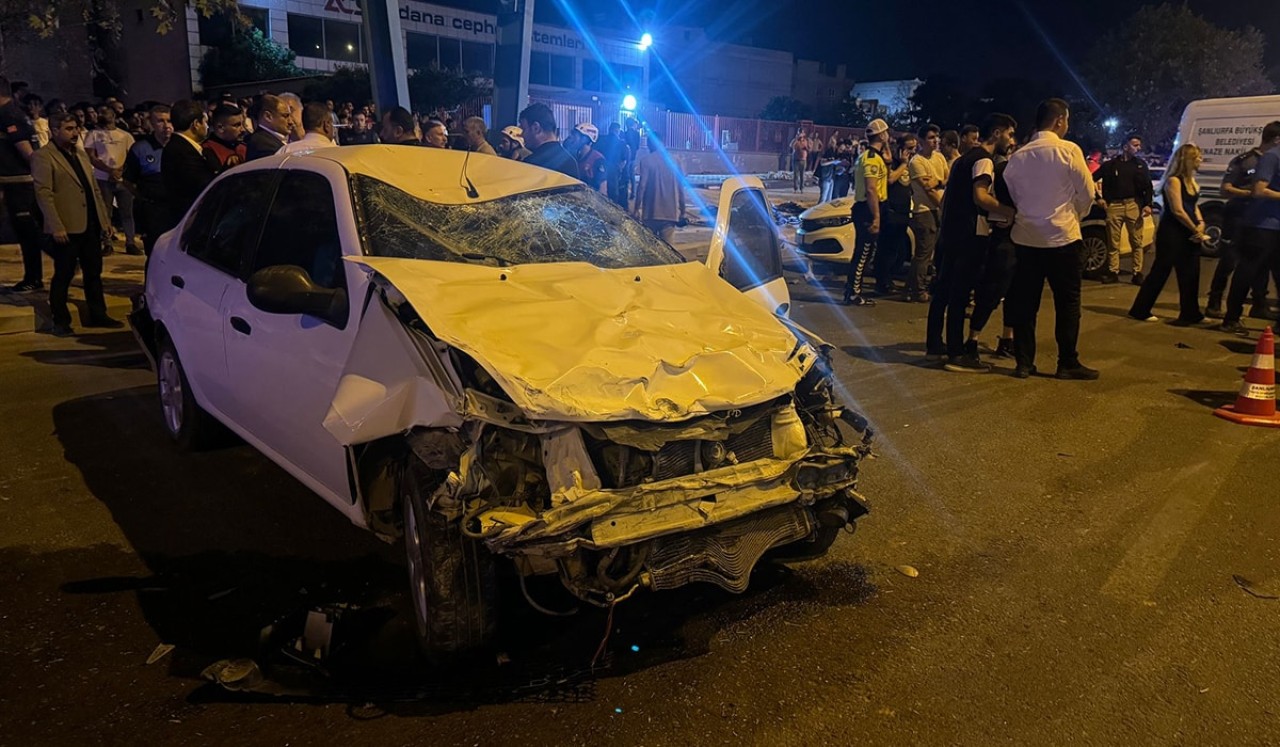 Şanlıurfa'da araç yayaların arasına daldı. Aynı aileden 5 çocuk öldü. 3 kişi de yaralandı