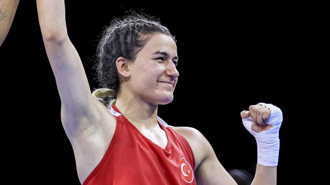 Hatice Akbaş Paris'te finale çıktı