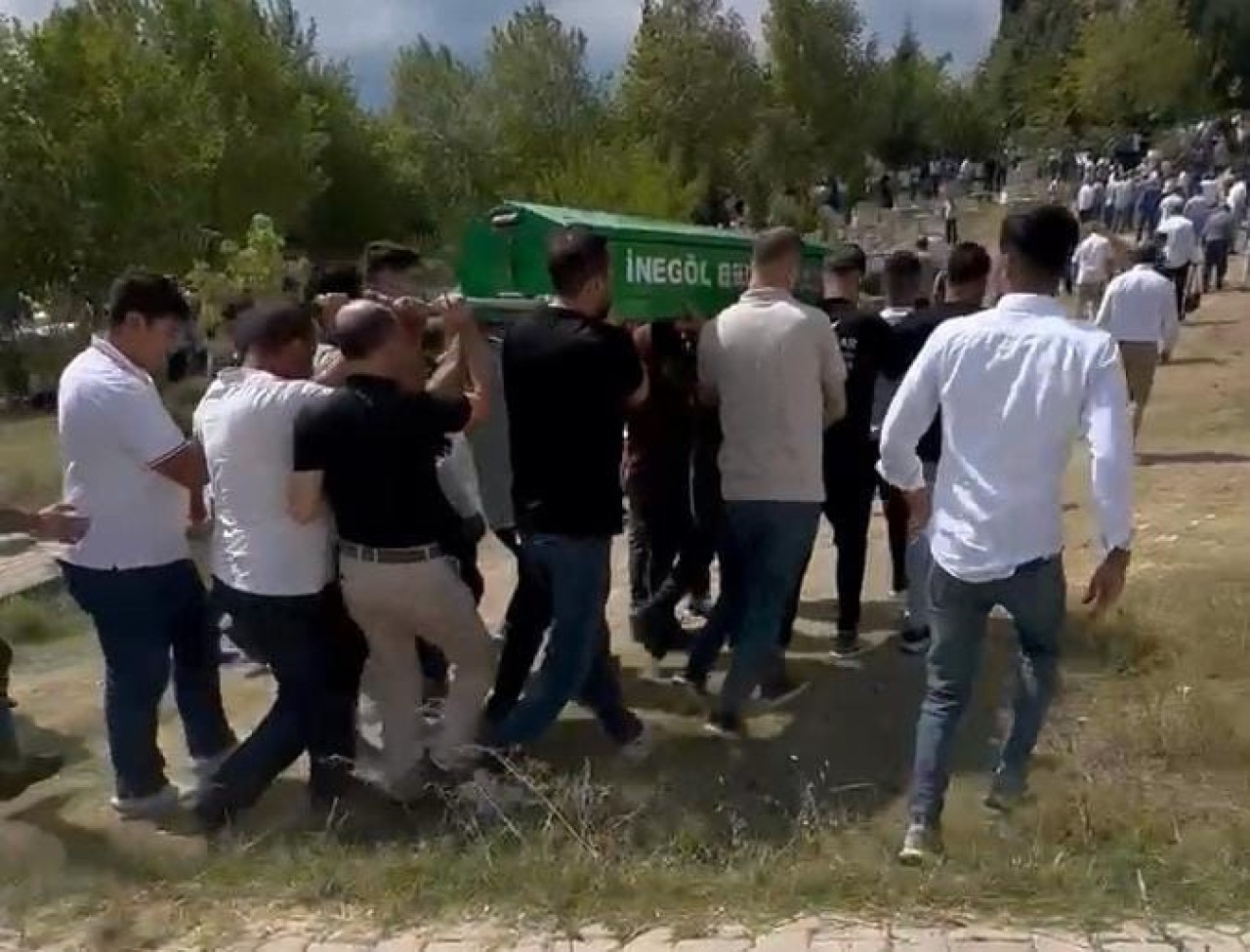 Bursa otobanında feci kaza! Genç mühendis Yusuf Akalın hayatını kaybetti