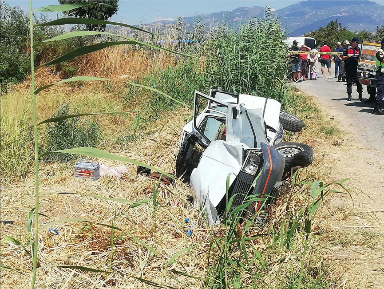 Aydın'da düğün dönüşü feci kaza: Birgül Uydacı yaşamını yitirdi,  6 kişi yaralı