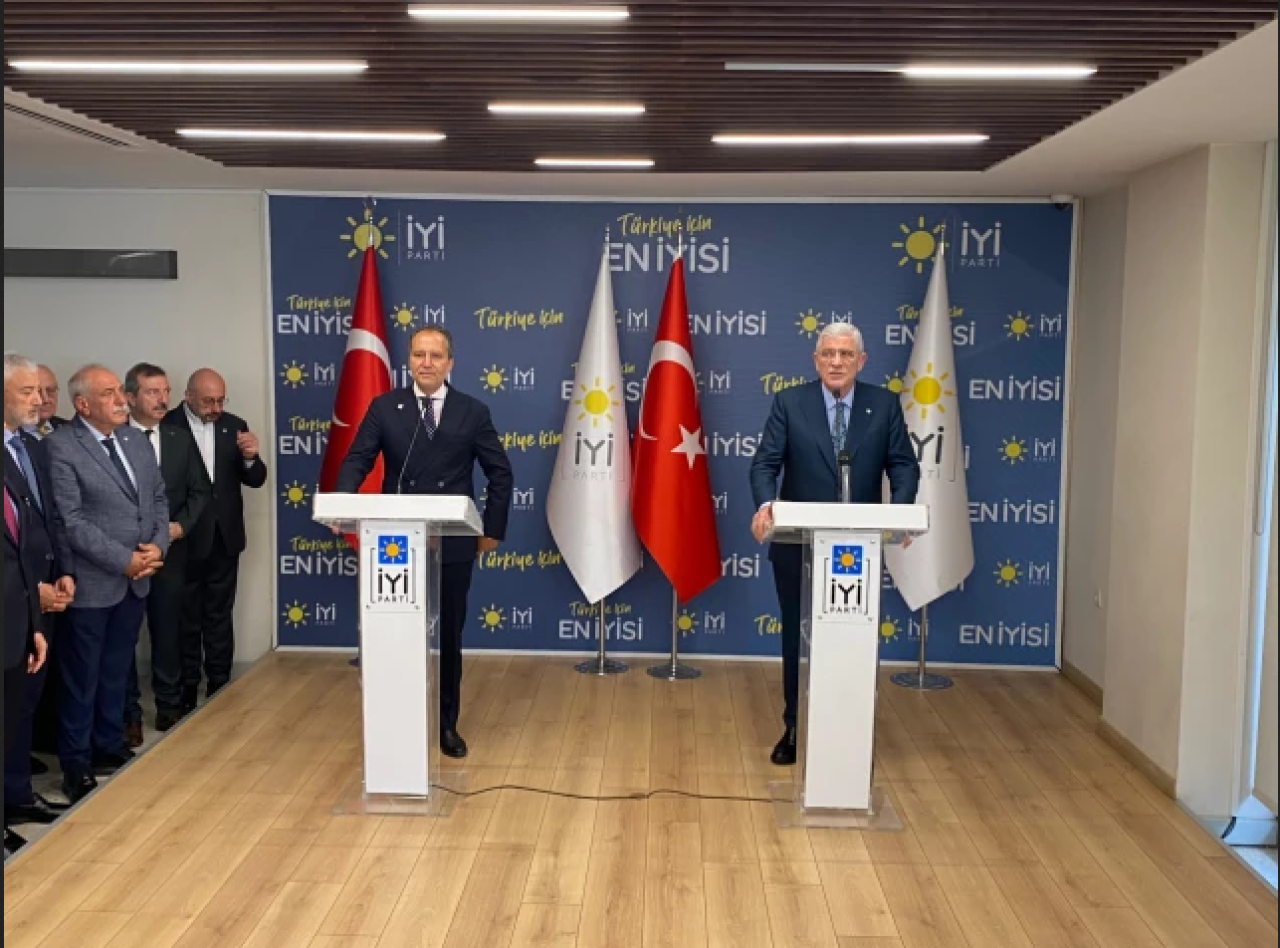 İYİ Parti ve Yeniden Refah Partisi'nden erken seçim mesajı!