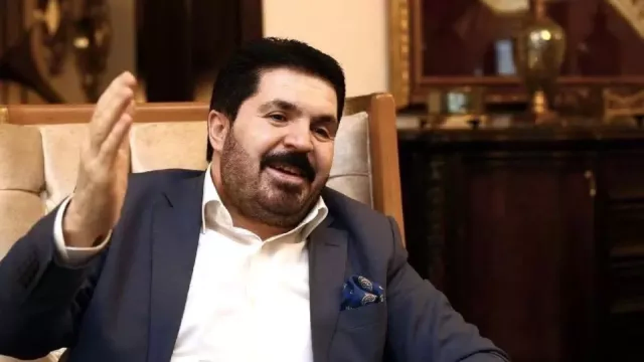 "Parti değiştiriyor" denilen Savcı Sayan rengini belli etti