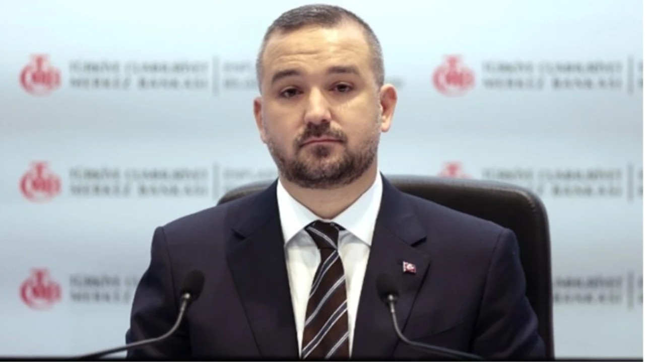 Merkez Bankası Başkanı Karahan'dan 'Asgari ücrete ara zam' sorusuna dikkat çeken yanıt!