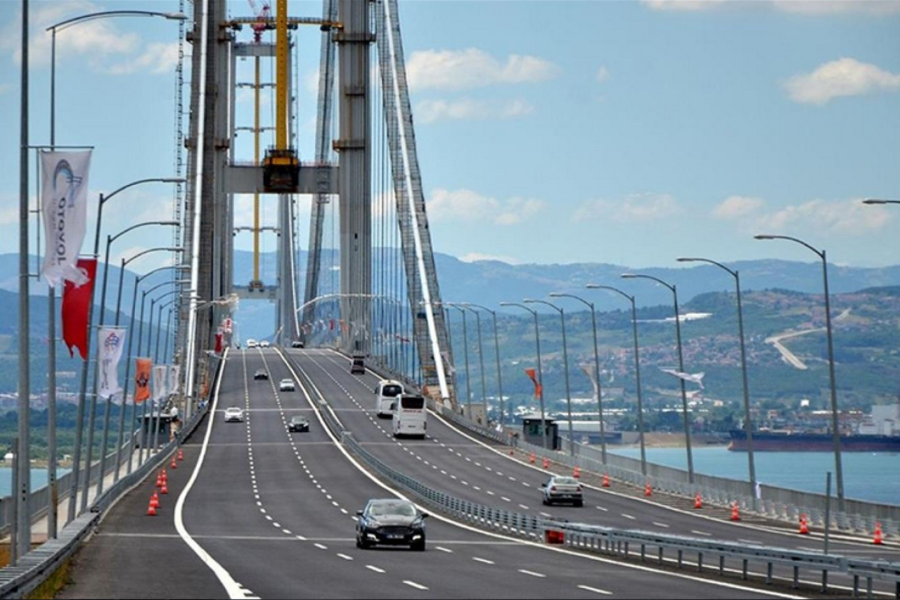 Köprü geçiş ücretlerine zam!