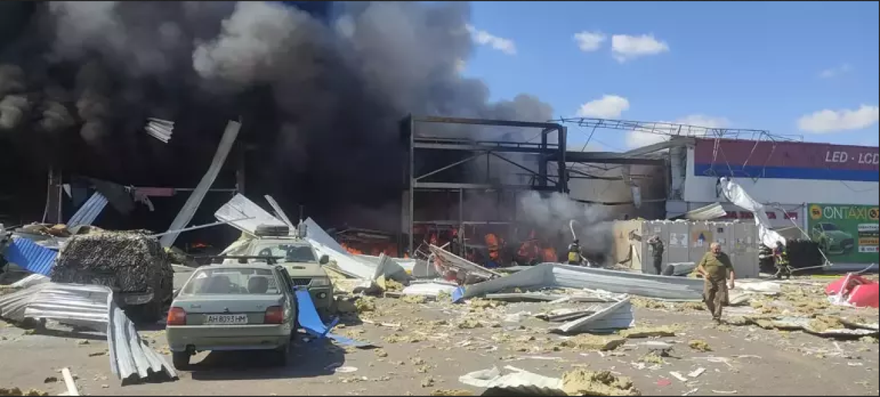 Rusya,  Donetsk'i vurdu: 4 ölü 24 yaralı