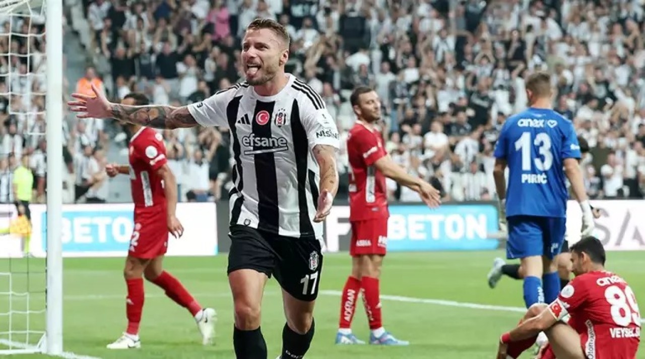 Beşiktaş Antalyaspor'a 4 attı liderliğe çıktı