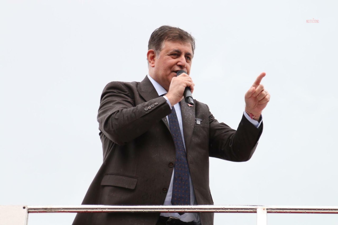 İzmir Büyükşehir Belediye Başkanı Cemil Tugay,  cumhurbaşkanı adayı olarak tek bir ismi işaret etti