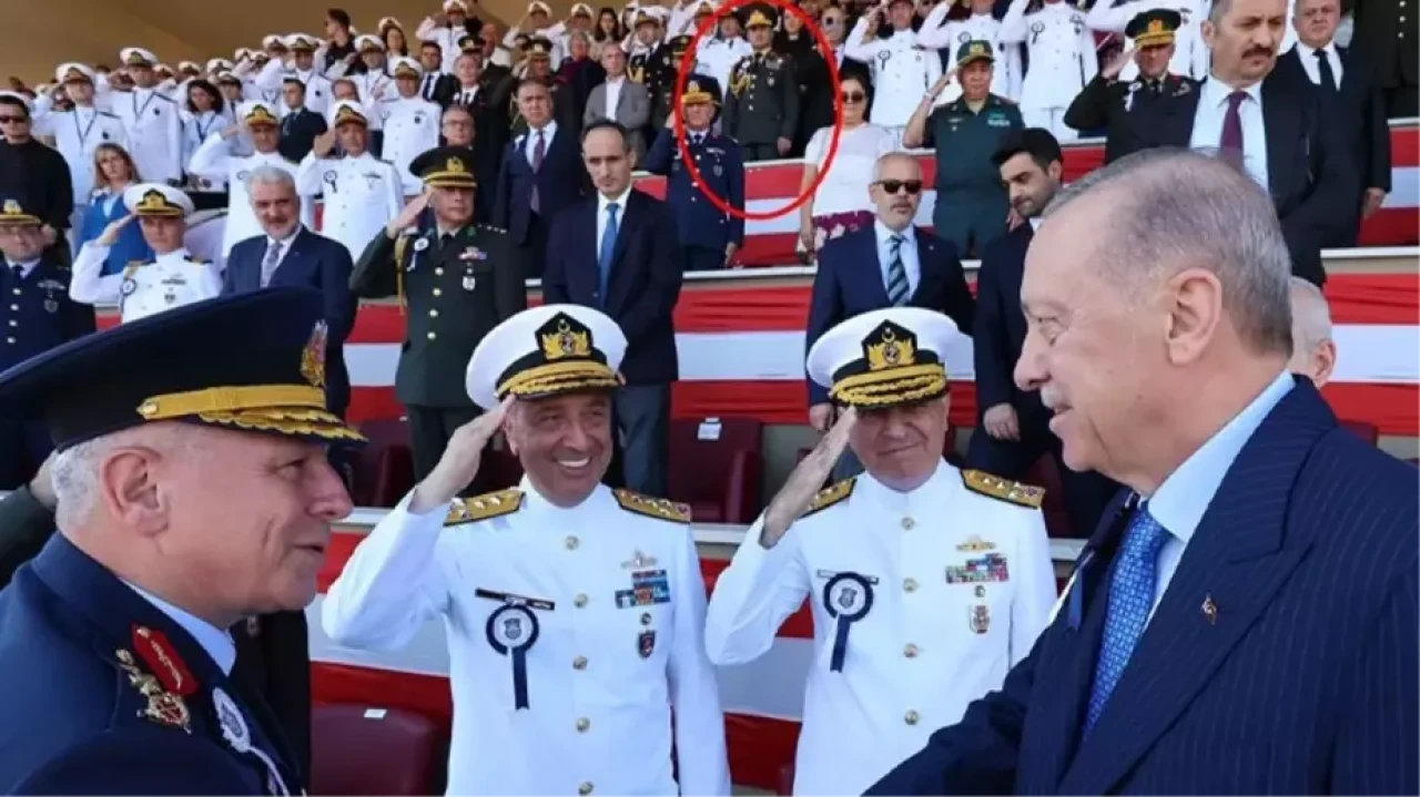 Asker,  Cumhurbaşkanı Erdoğan'a selam vermedi mi? Cumhurbaşkanlığı işin aslını açıkladı