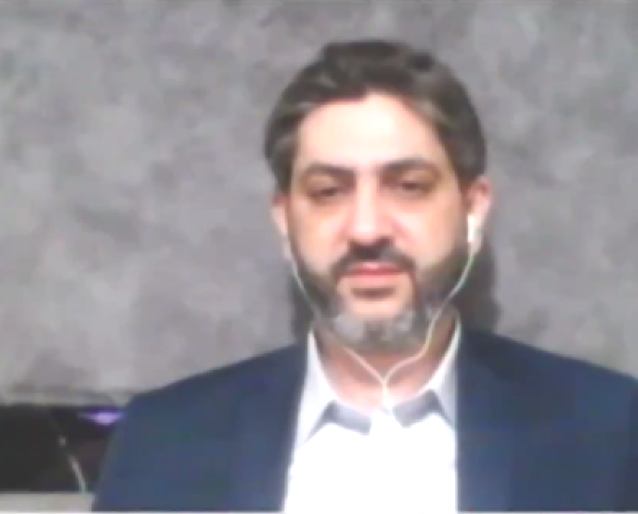 Lübnan'lı gazeteci  yayın sırasında bombardımanda yaralandı!