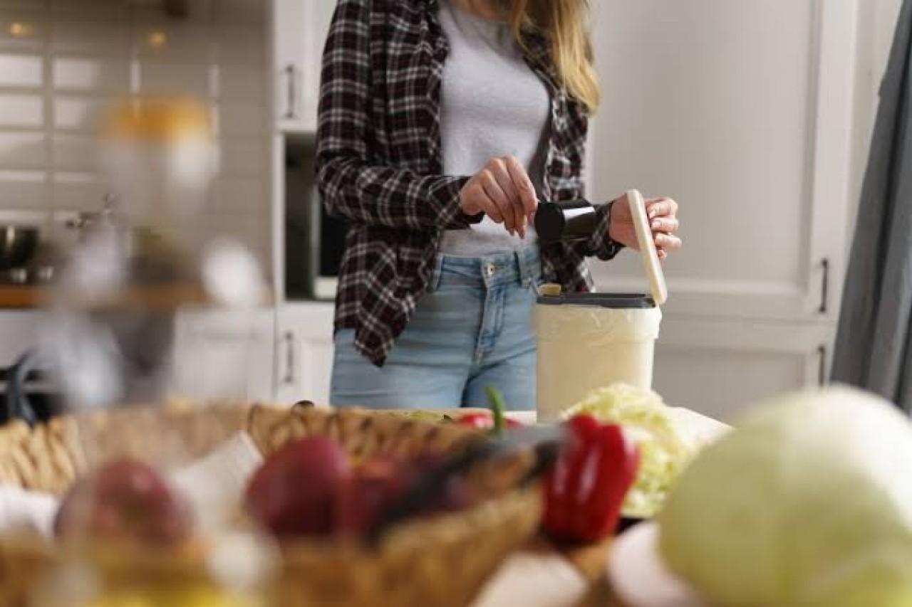 Mutfağınızda varsa hemen çöpe atın! Zehir saçıyor