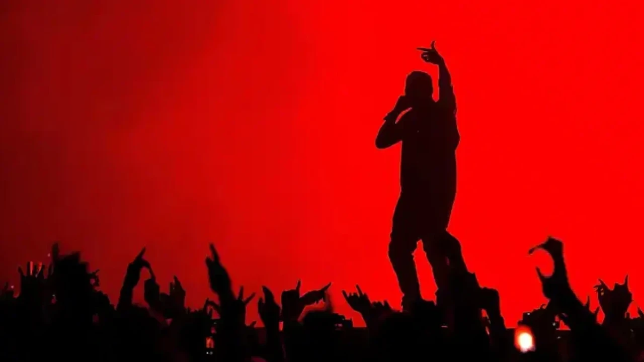 Ünlü rapçı sokak soygununda öldürüldü