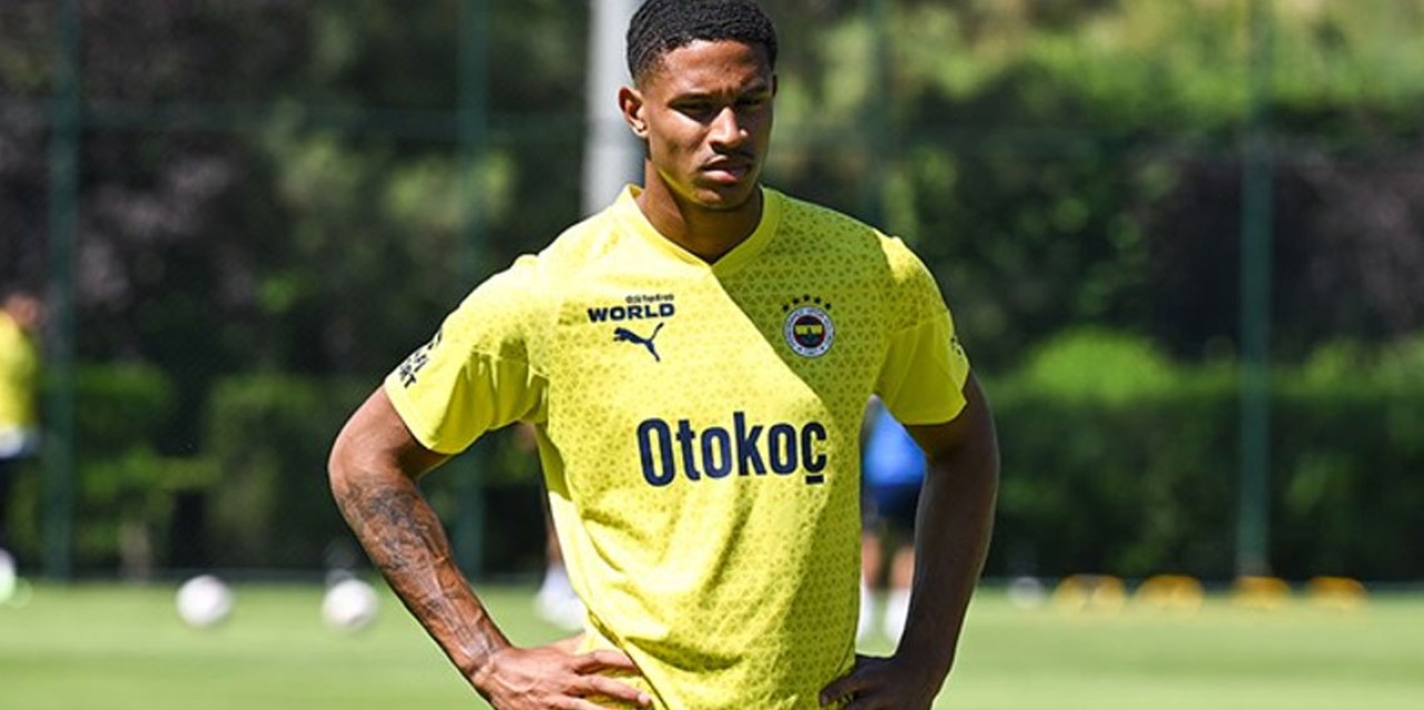 Fenerbahçe'de Jayden Oosterwolde'ye sakatlık şoku!