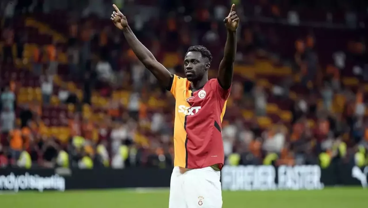 Galatasaray'dan Davinson Sanchez kararı!