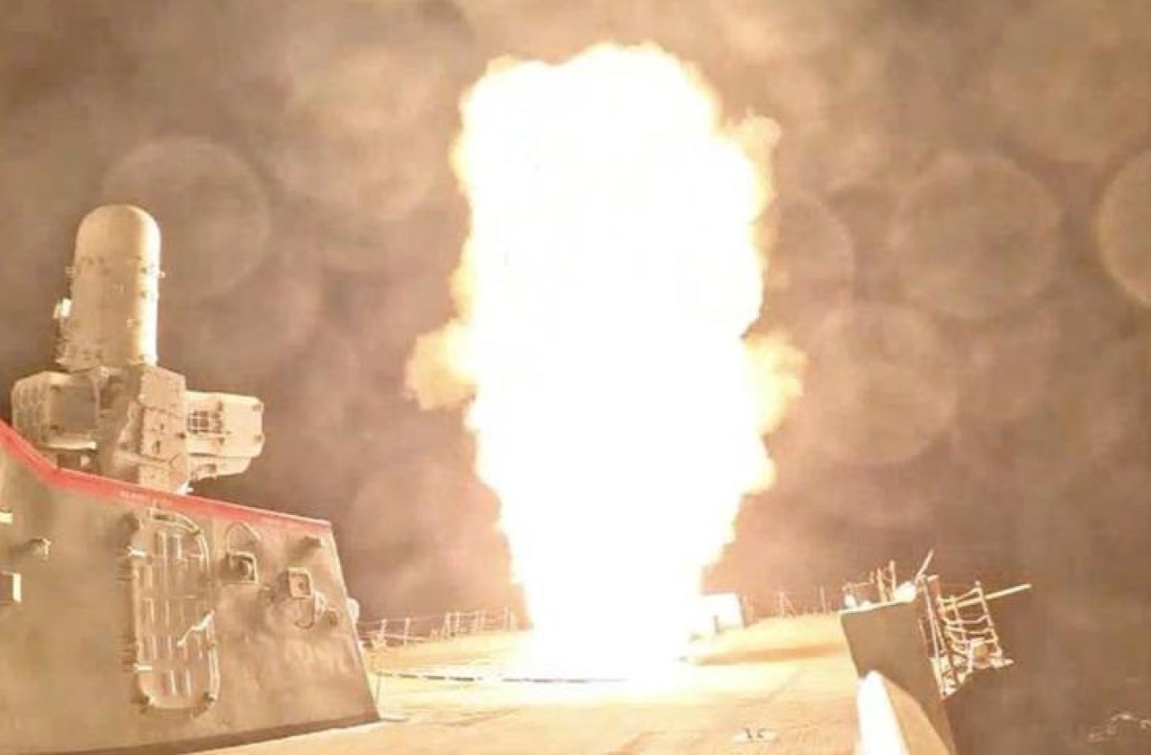 ABD ordusu füzeleri peş peşe fırlattı! Görüntüler yayınlandı