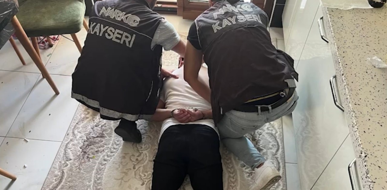 13 yıl kesinleşmiş hapis cezası bulunan firari yakalandı