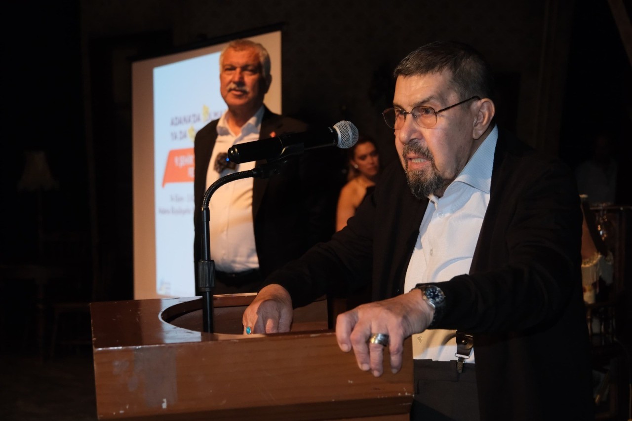 Adana'da 9. Şehir Tiyatroları Festivali başladı