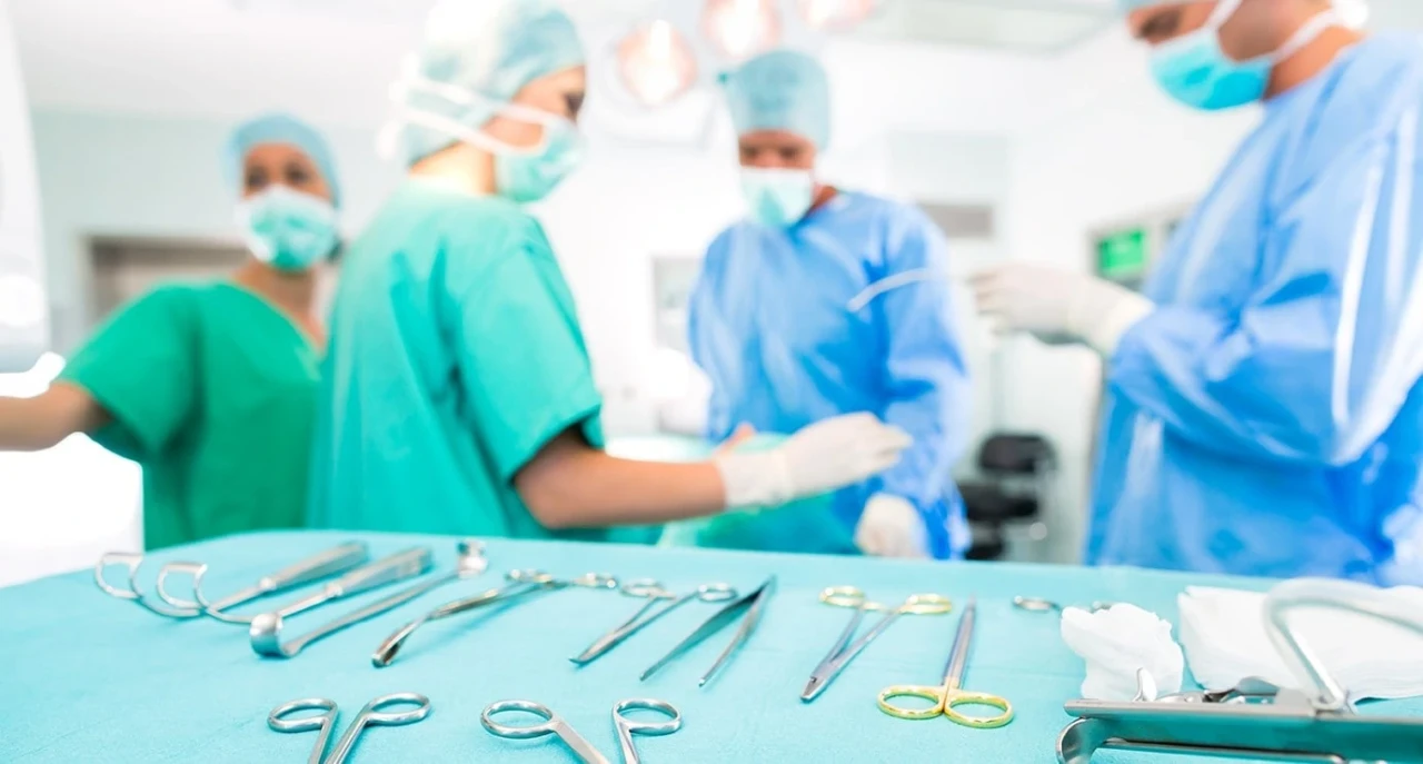 Trabzon'da hasta karnından çıkarılana inanamadı!