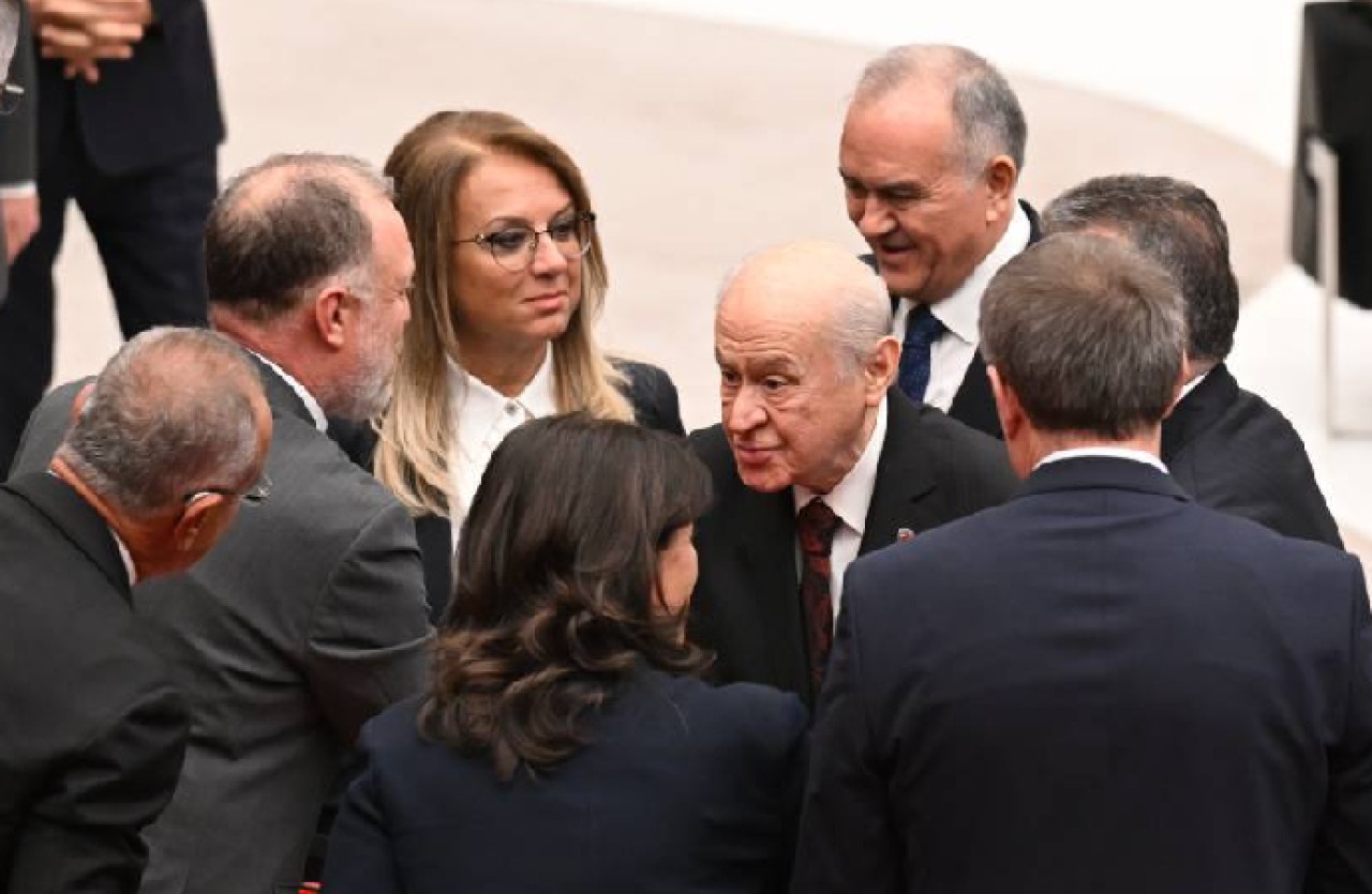 MHP Lideri Bahçeli Dem Partililerle tokalaşmasının nedenini açıkladı