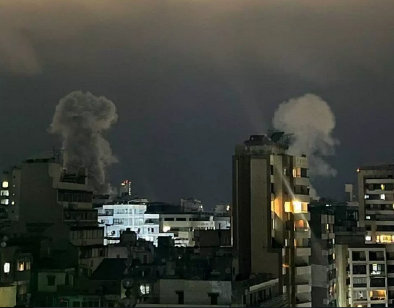 İsrail Beyrut'u vurdu: Ölü ve yaralılar var!