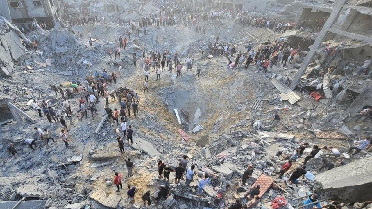 İsrail,  Mülteci Kampı'na saldırdı!