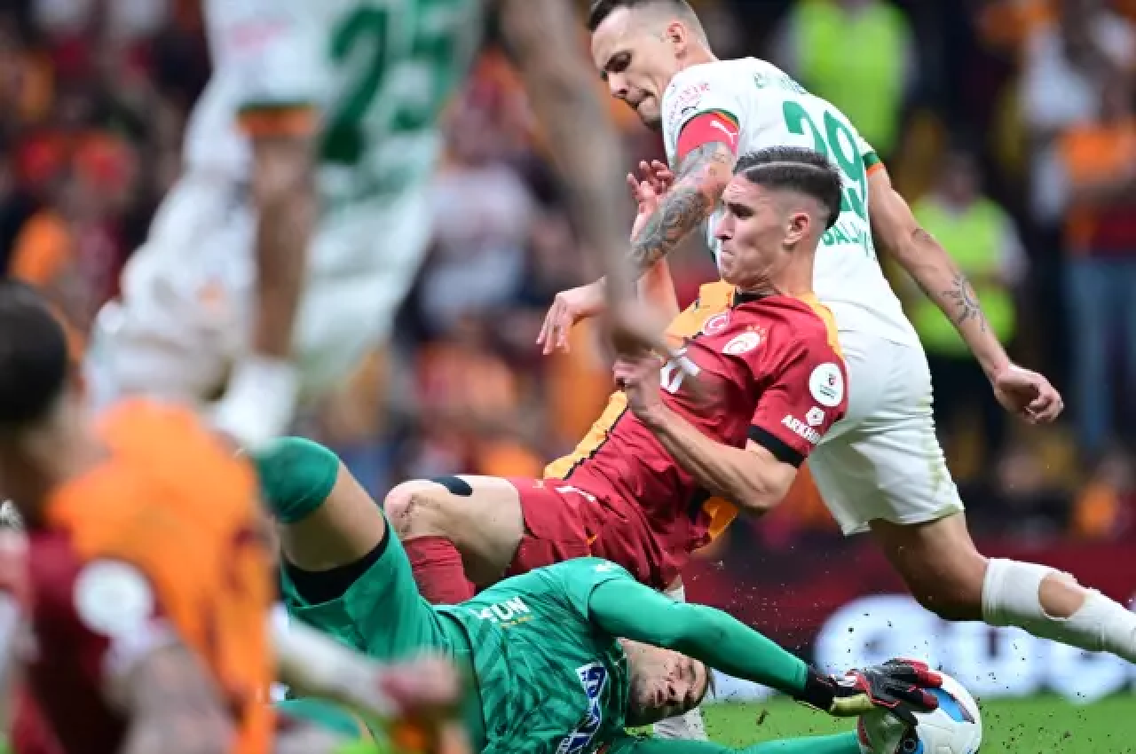 Galatasaray,  Alanyaspor'u mağlup etti!