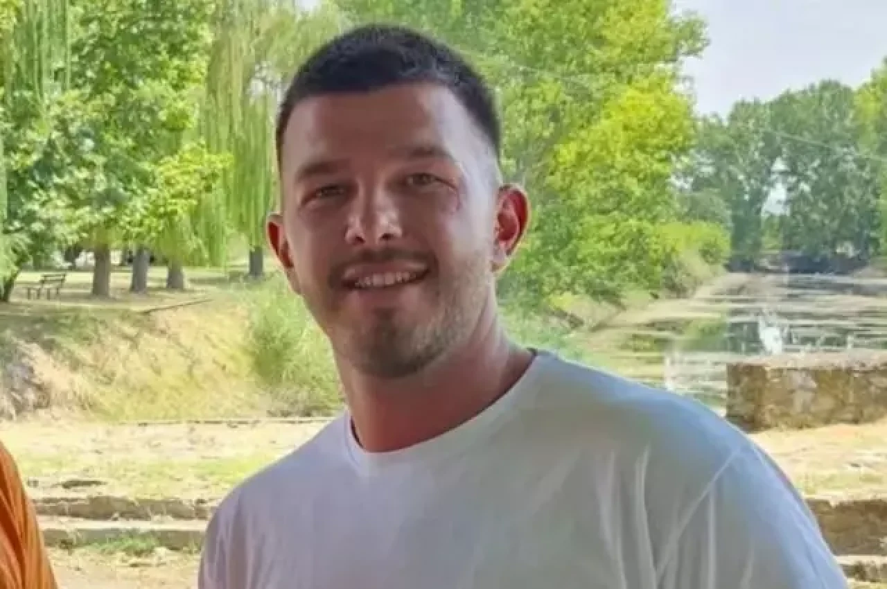 Genç futbolcu,  feci trafik kazasında hayatını kaybetti