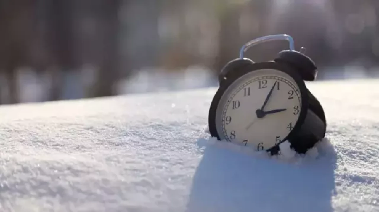 Enerji Bakanı kış saati tartışmasına açıklık getirdi