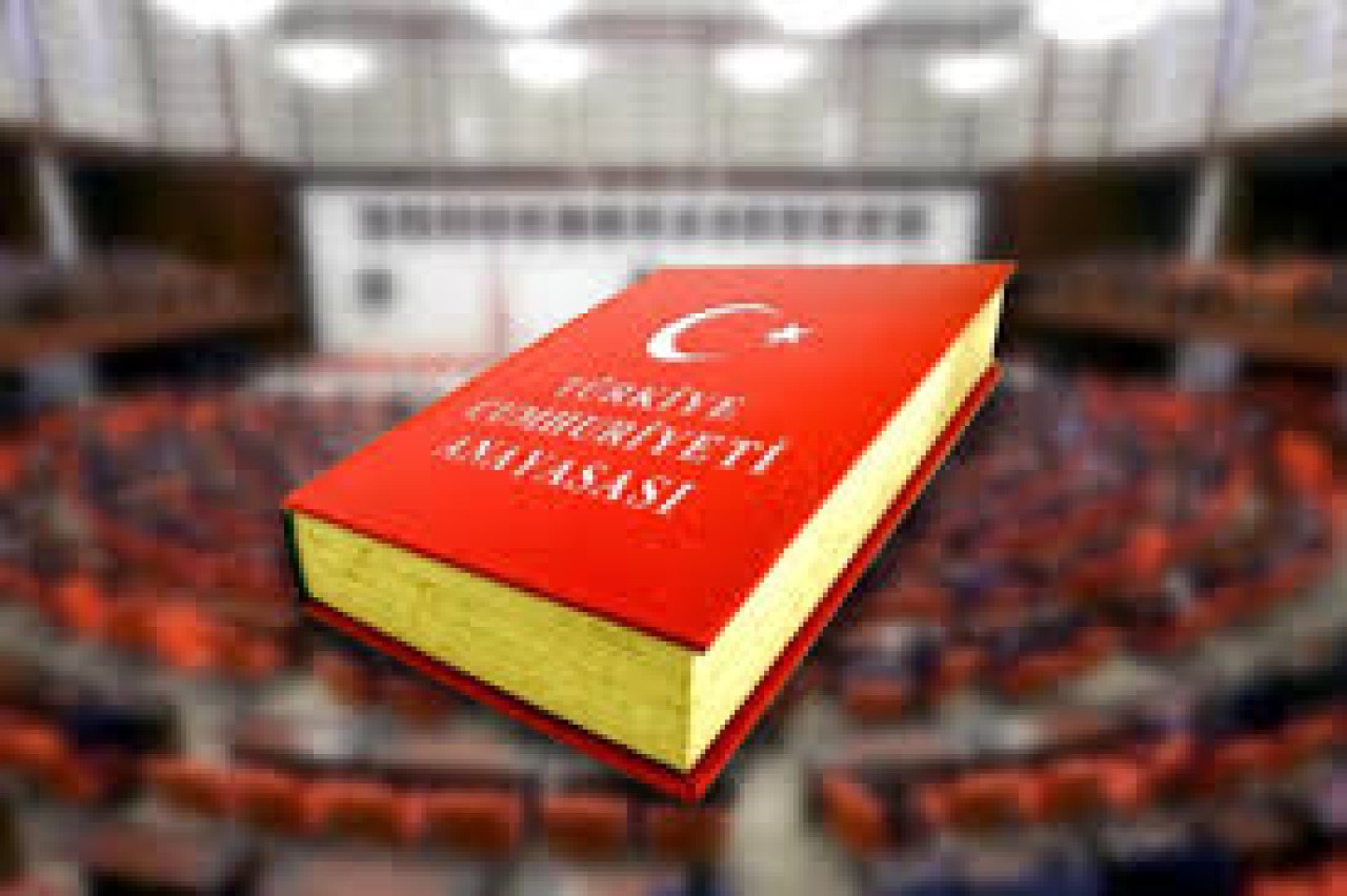 TBMM Başkanı Kurtulmuş’tan yeni anayasa mesajı!