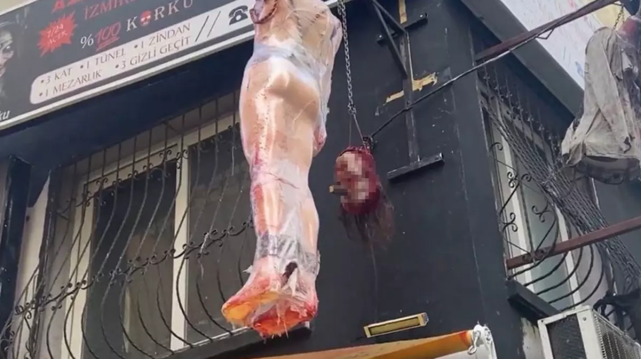 İzmir'deki korku evi tepki çekti! Polis müdahale etti!