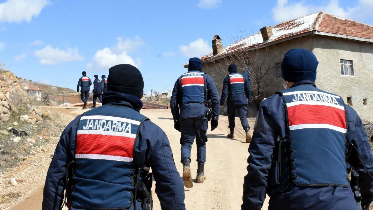 Jandarma Genel Komutanlığı,  9.690 sözleşmeli uzman erbaş alımı yapacak!