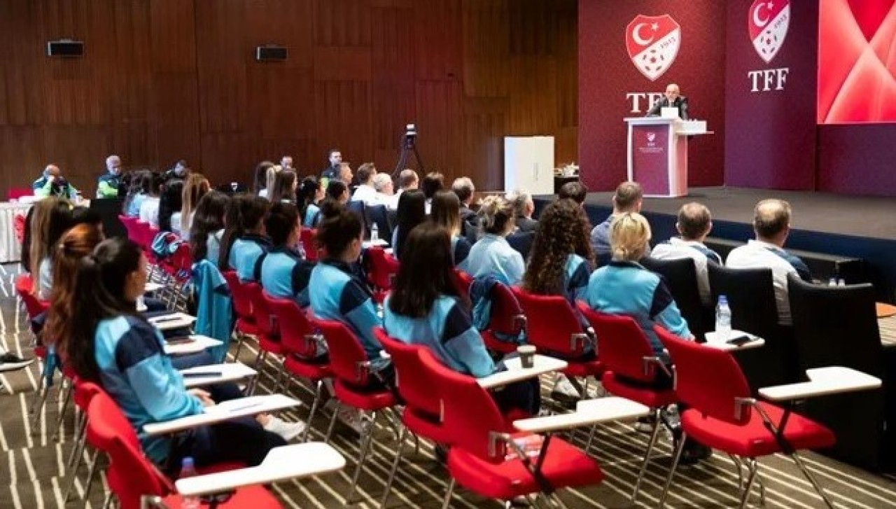 TFF'den kadın hakemlere uluslararası maçlar için eğitim verilecek