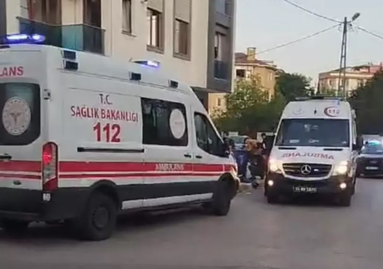 Down sendromlu genç kız bebeği 7. kattan aşağı attı