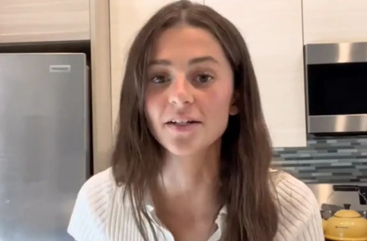 TikTok fenomeni kanserle verdiği savaşı kaybetti