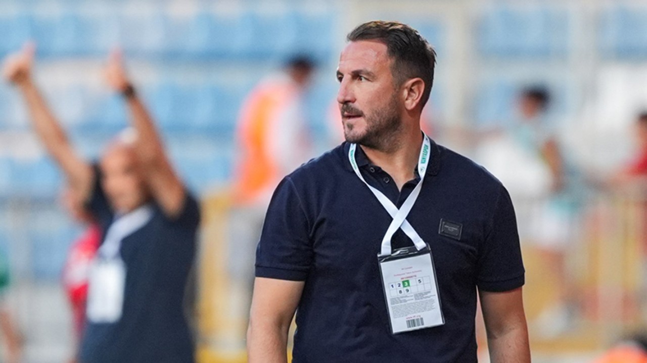 Konyaspor teknik direktörü Ali Çamdalı,  antrenmanda sakatlandı!