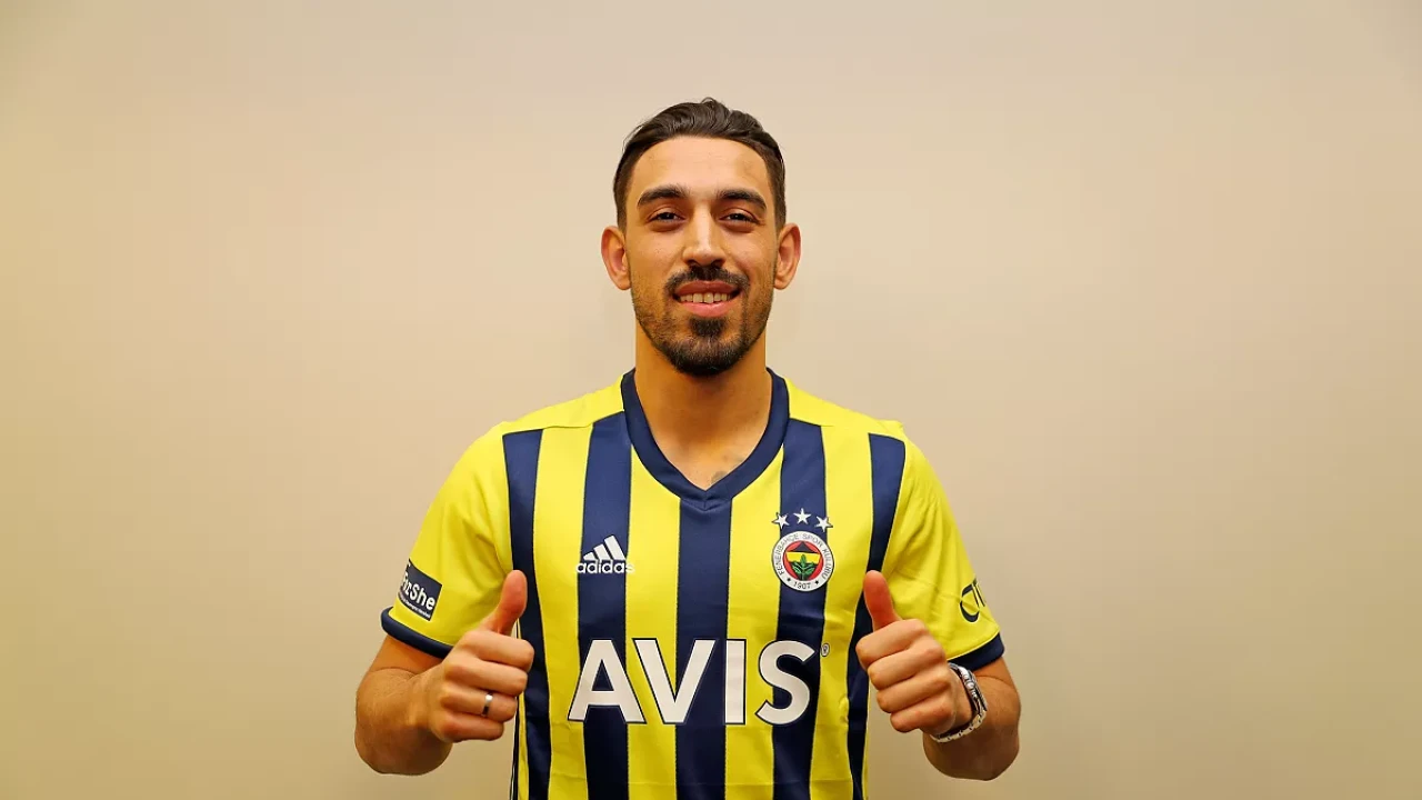 İrfan Can Kahveci Fenerbahçe ile yeni sözleşme imzaladı
