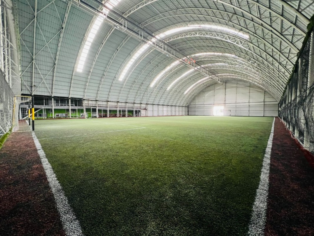 18 yaşındaki genç halı sahada hayatını kaybetti!