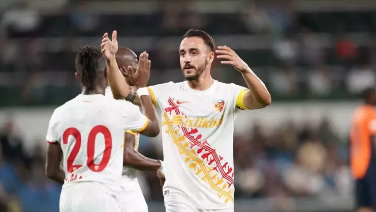 İlk milli heyecan:Gökhan Sazdağı A Milli Takım kadrosunda!