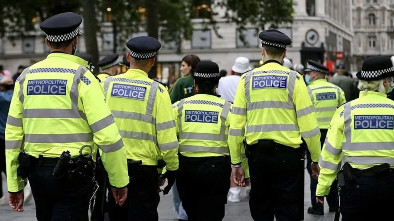 Londra’da PKK şüphesiyle altı kişi gözaltına alındı!