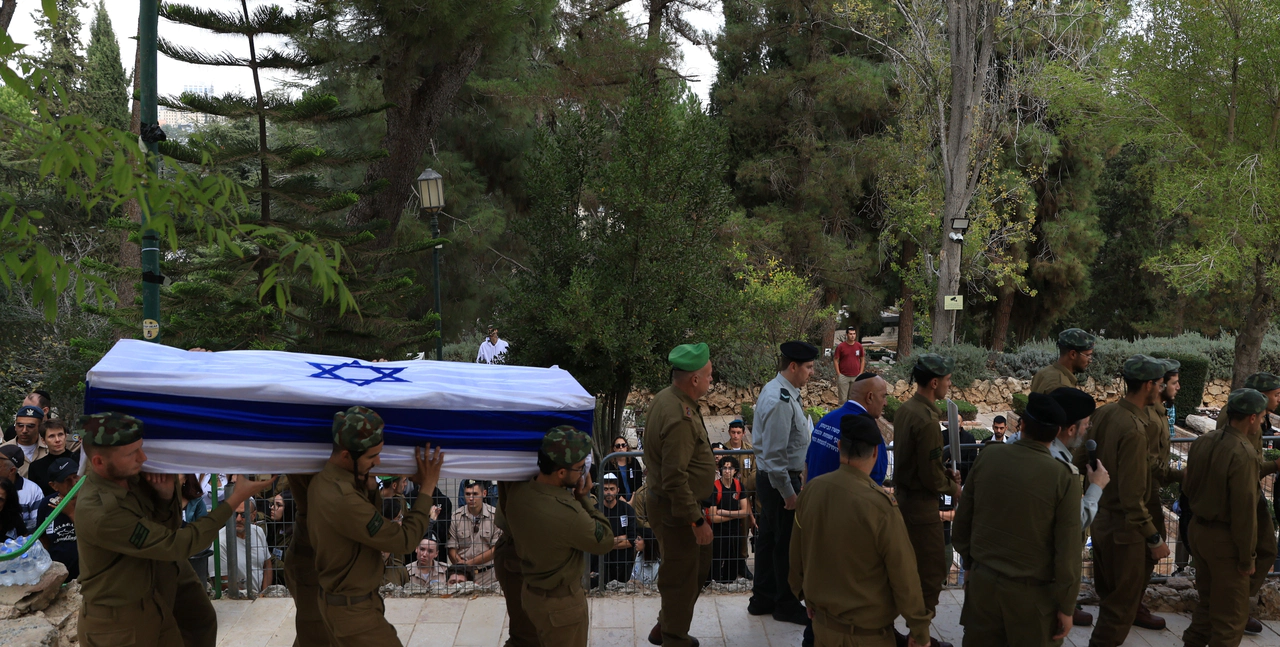 Gazze'de can kaybı 43 bin 665’e yükseldi