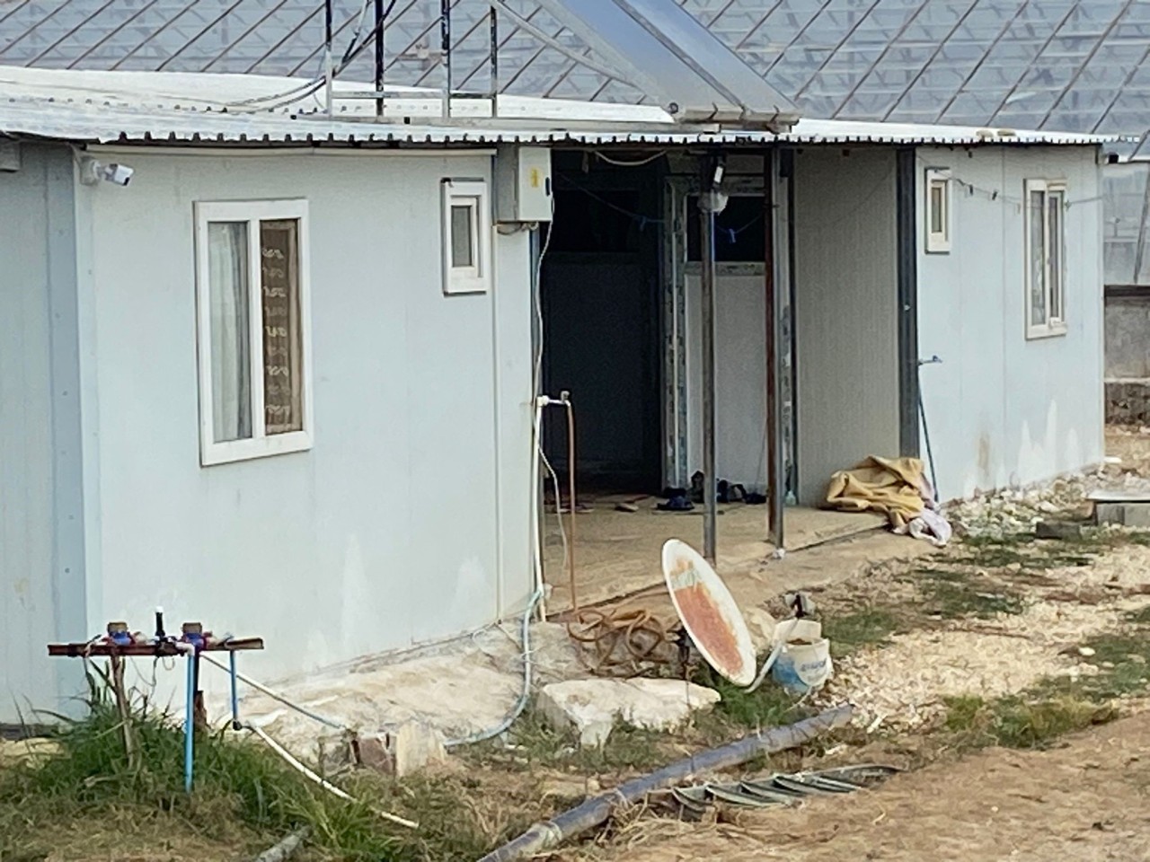 Karısını tüfekle katletti,  tabancayla da kendi canına kıydı