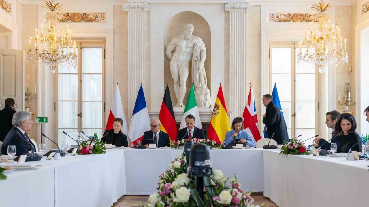 Polonya'da kritik zirve: Rusya'ya karşı dayanışma ve sert mesajlar!