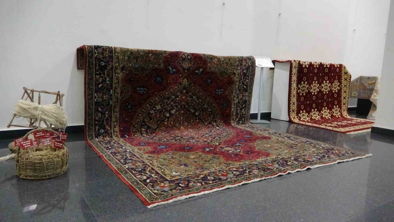 “Türk Düğümlü Halılar Atlası” Projesi: Geleneksel Halılar Küresel Miras Yolunda