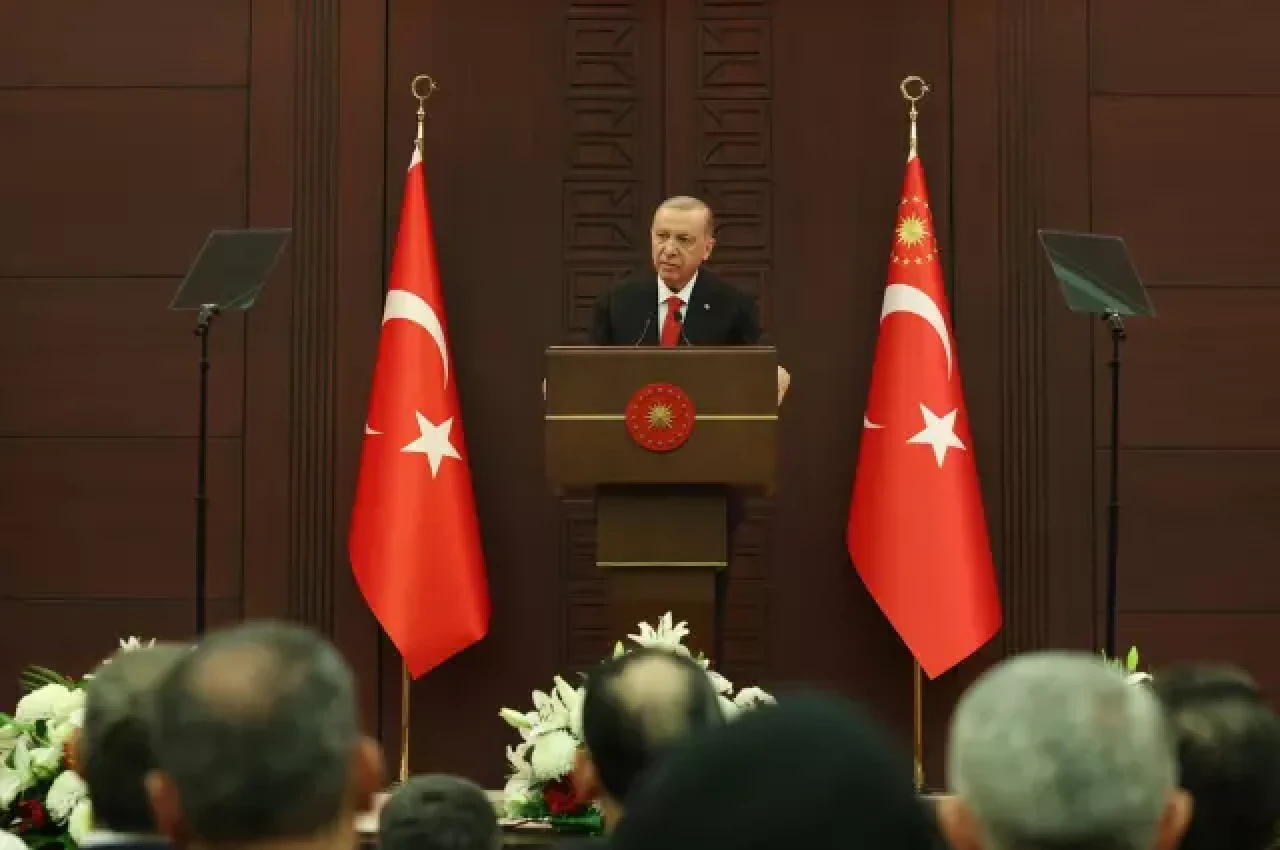 Cumhurbaşkanı Erdoğan'dan kabine sonrası "kayyum" mesajı!