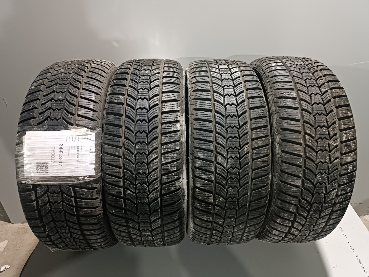 Kış lastiği fiyatları dudak uçuklatıyor!