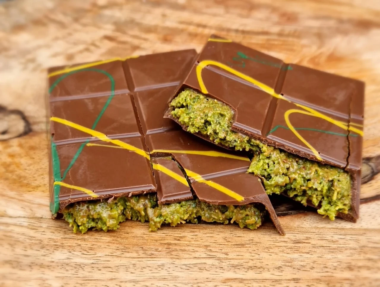 Dubai çikolatası çılgınlığı! Kıyılmış bezelye yediriyorlar