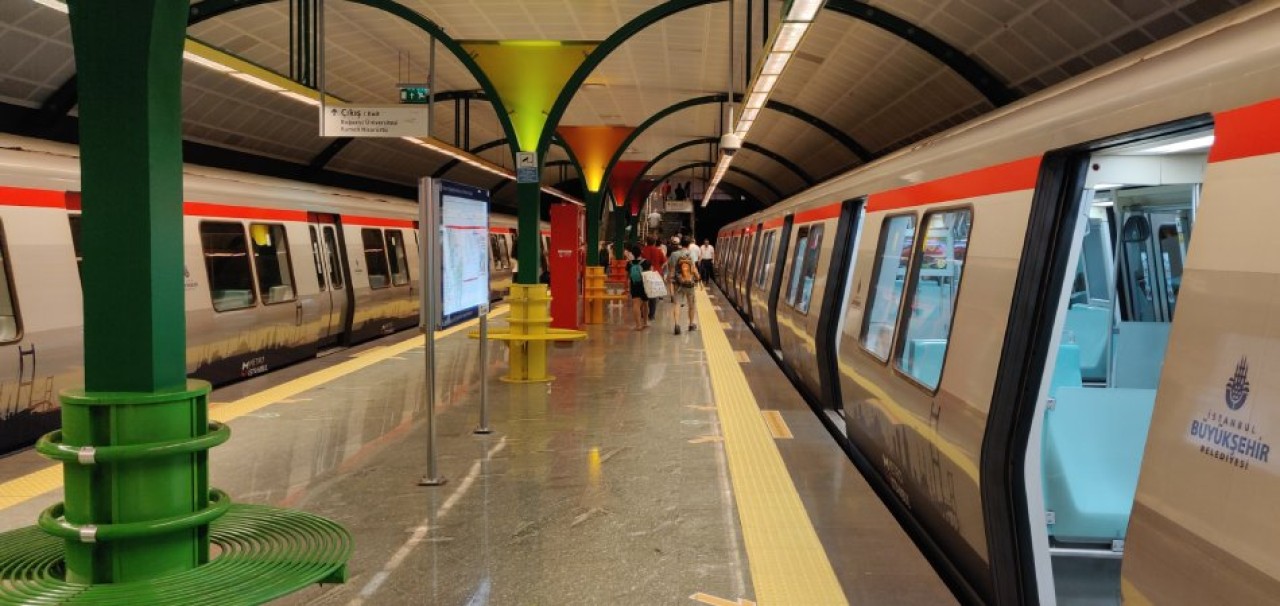 Bayramda metro seferleri değişiyor: İşte yeni tarife