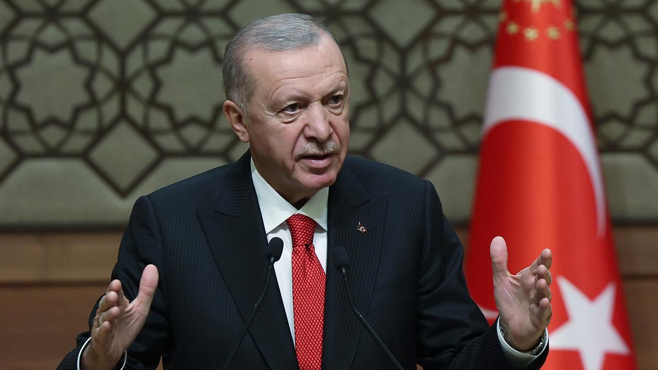 Cumhurbaşkanı Erdoğan: “Gazi’nin sağlığı bir 10 yıl daha el verseydi,  bambaşka bir Türkiye olacaktı”