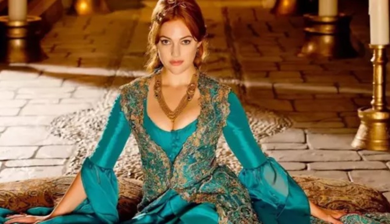 Meryem Üzerli,  11 yıl sonra ekranlara dönüyor