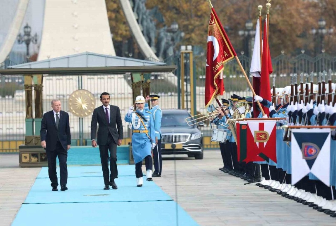 Cumhurbaşkanı Erdoğan,  Katar Emiri El Sani'yi resmi törenle böyle karşıladı